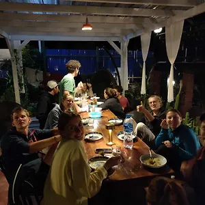 ホステル La Casa De Jardin