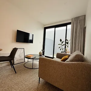 Apartment Stylish 2 Bedrooms Townhouse In With A Free Car Park 