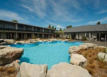 ****  Wai Ora Lakeside Spa Resort Rotorua New Zealand