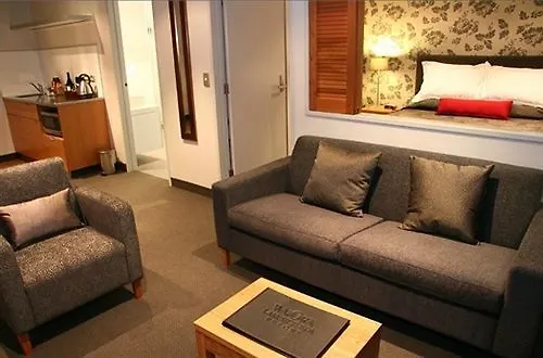 Wai Ora Lakeside Spa Resort Rotorua 4*,